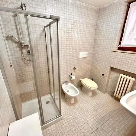 Apartmán Frau, Grazioso Trilocale In Centro A Con Spazio Esterno